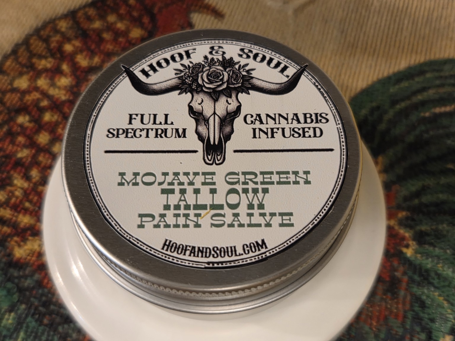 Hoof & Soul Mojave Green Glow Pain Salve tin