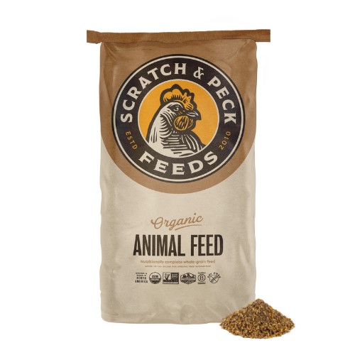 Scratch & Peck Broiler Grower Mash with Corn Organic 40 lb package