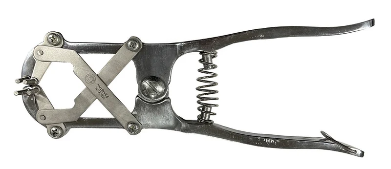 Agri-Pro Large Aluminum Castrating Band Applicator — Model 099635C product